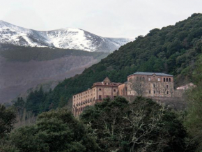 MONASTERIO de SANTA MARÍA DE VALVANERA